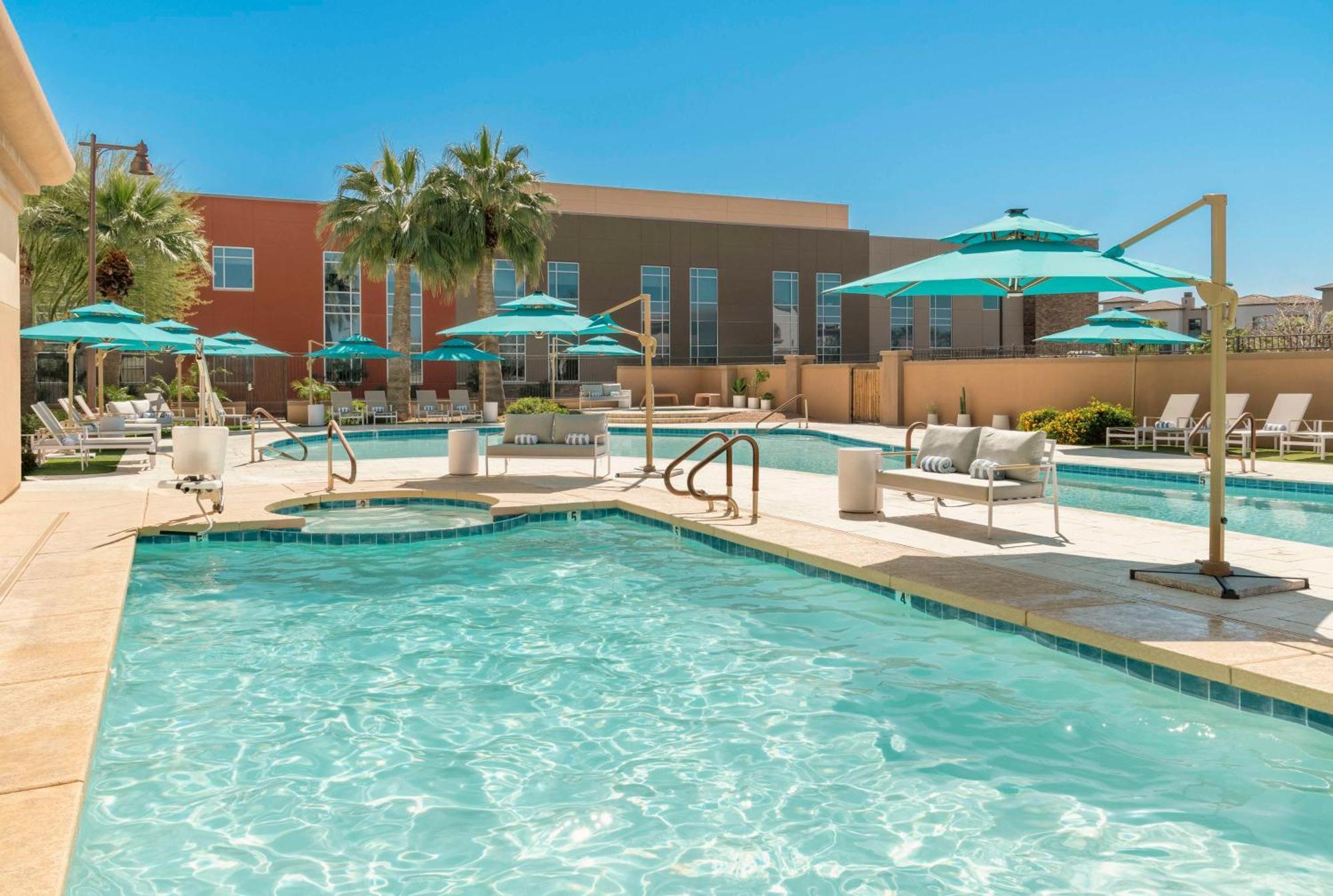 Doubletree By Hilton Phoenix-Gilbert Exterior foto