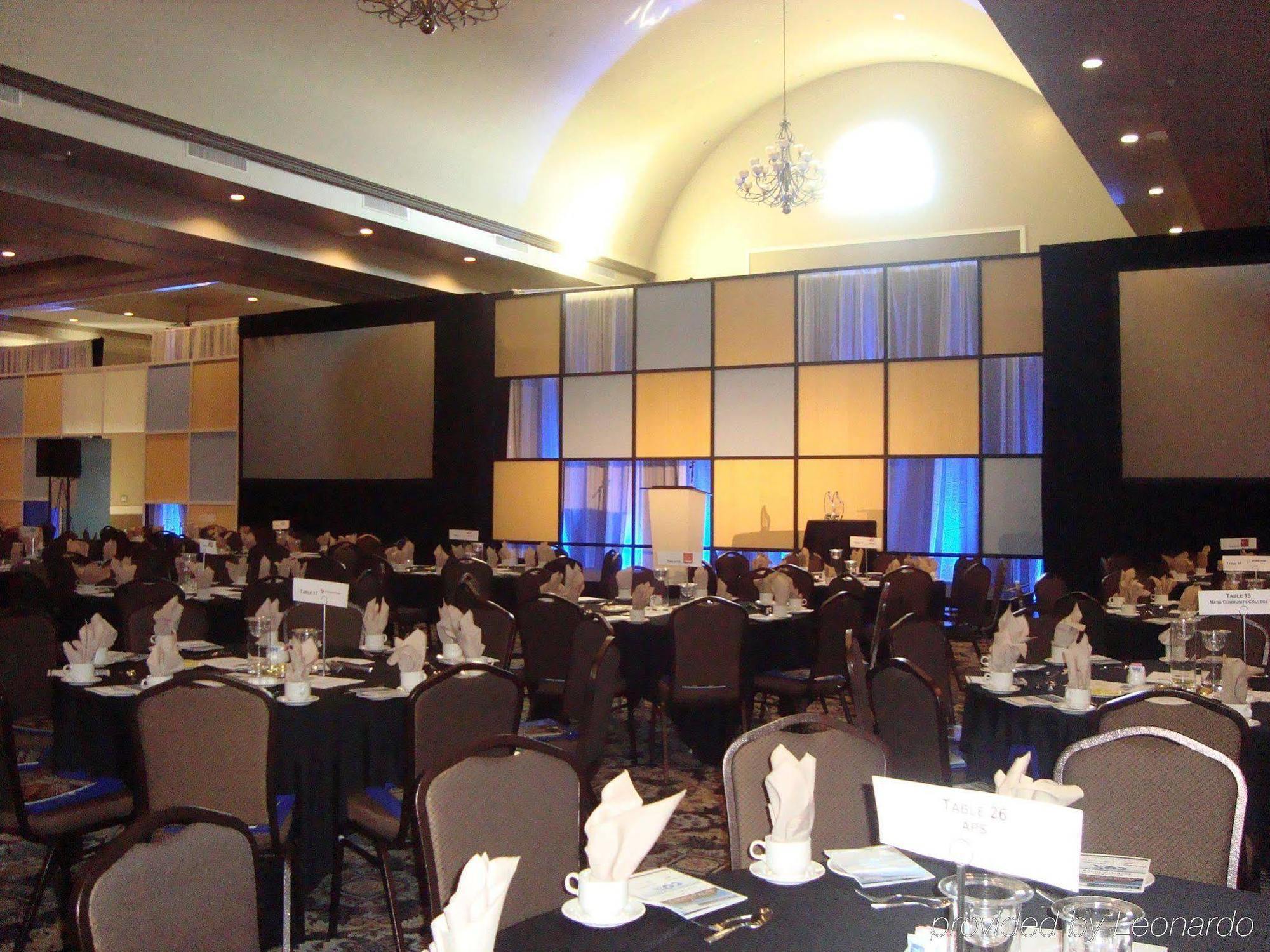 Doubletree By Hilton Phoenix-Gilbert Restaurant foto